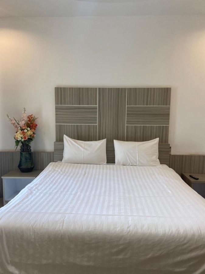 Ketsara Hotel Maha Sarakham Dış mekan fotoğraf