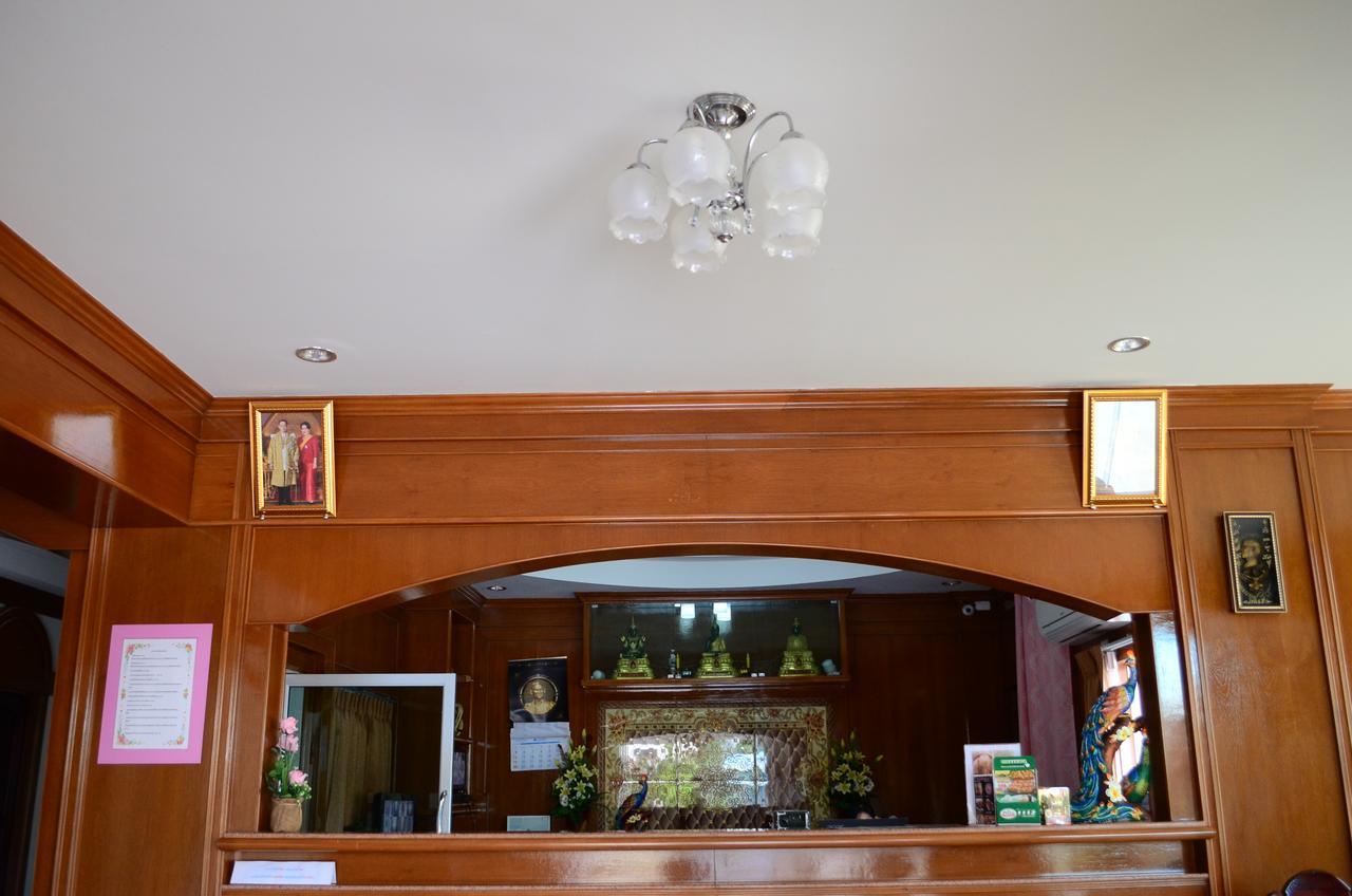 Ketsara Hotel Maha Sarakham Oda fotoğraf